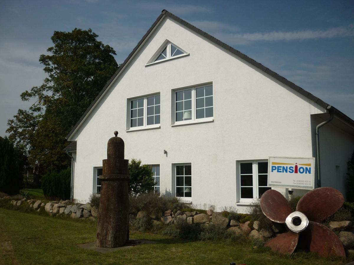 Pension Zum Leuchtturm Bastorf Экстерьер фото
