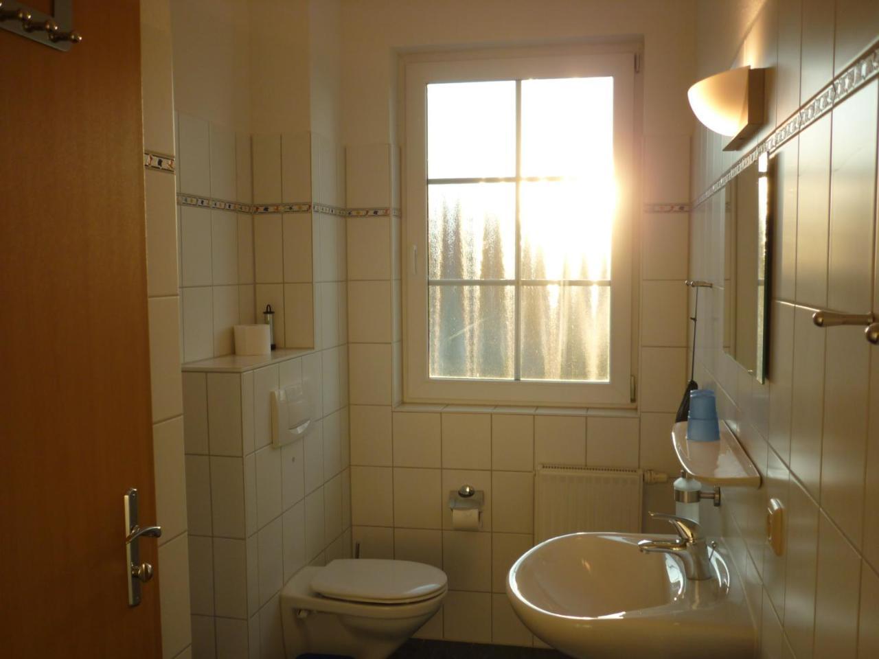 Pension Zum Leuchtturm Bastorf Экстерьер фото