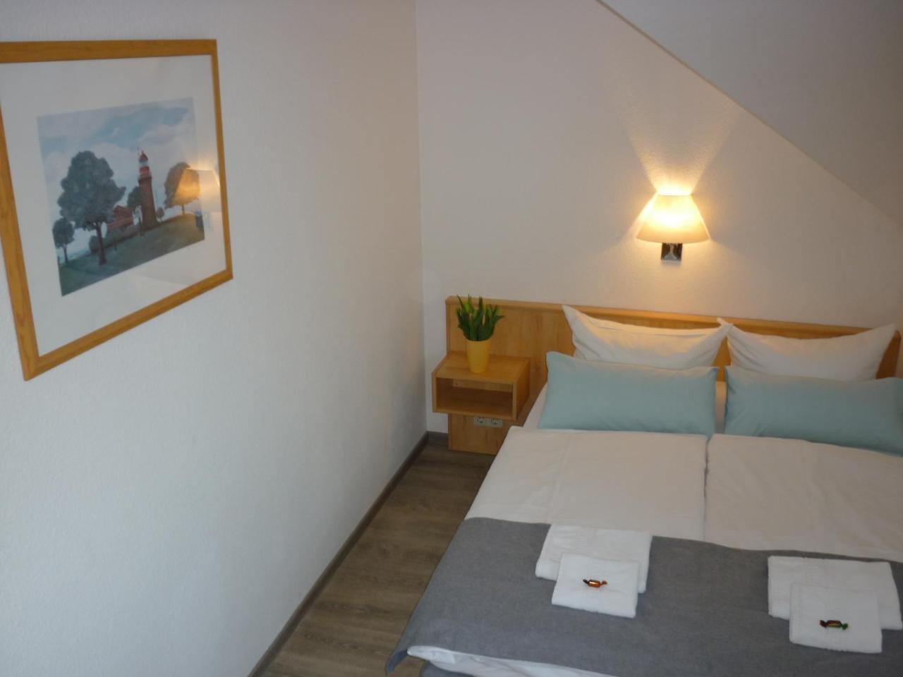 Pension Zum Leuchtturm Bastorf Экстерьер фото